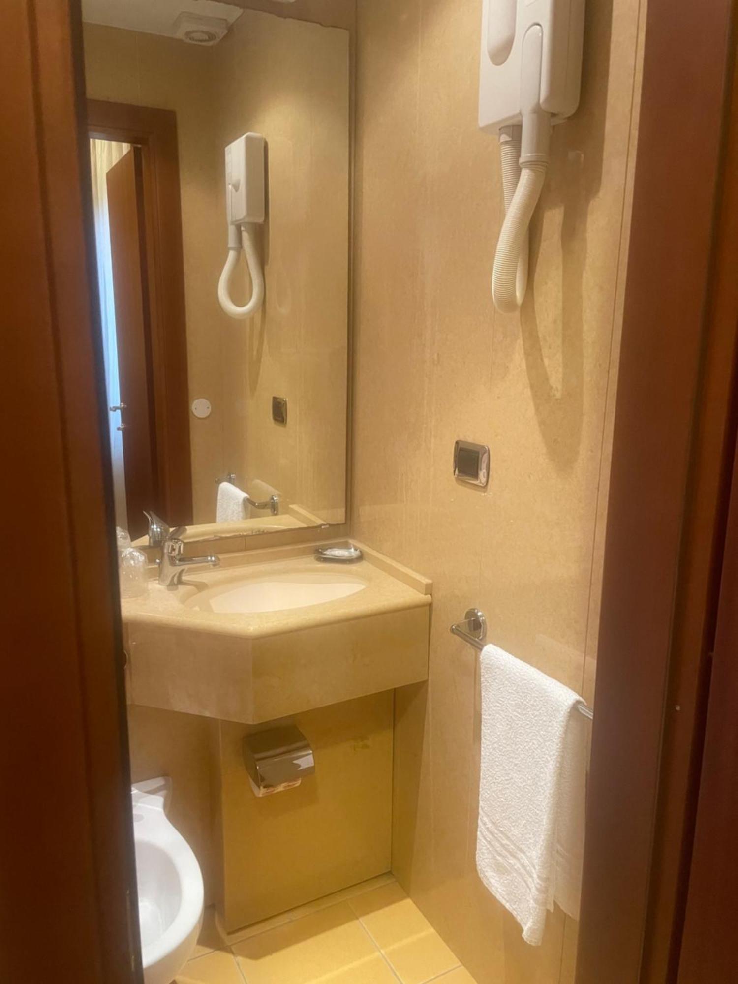 Hotel Mondial Rapallo Room photo