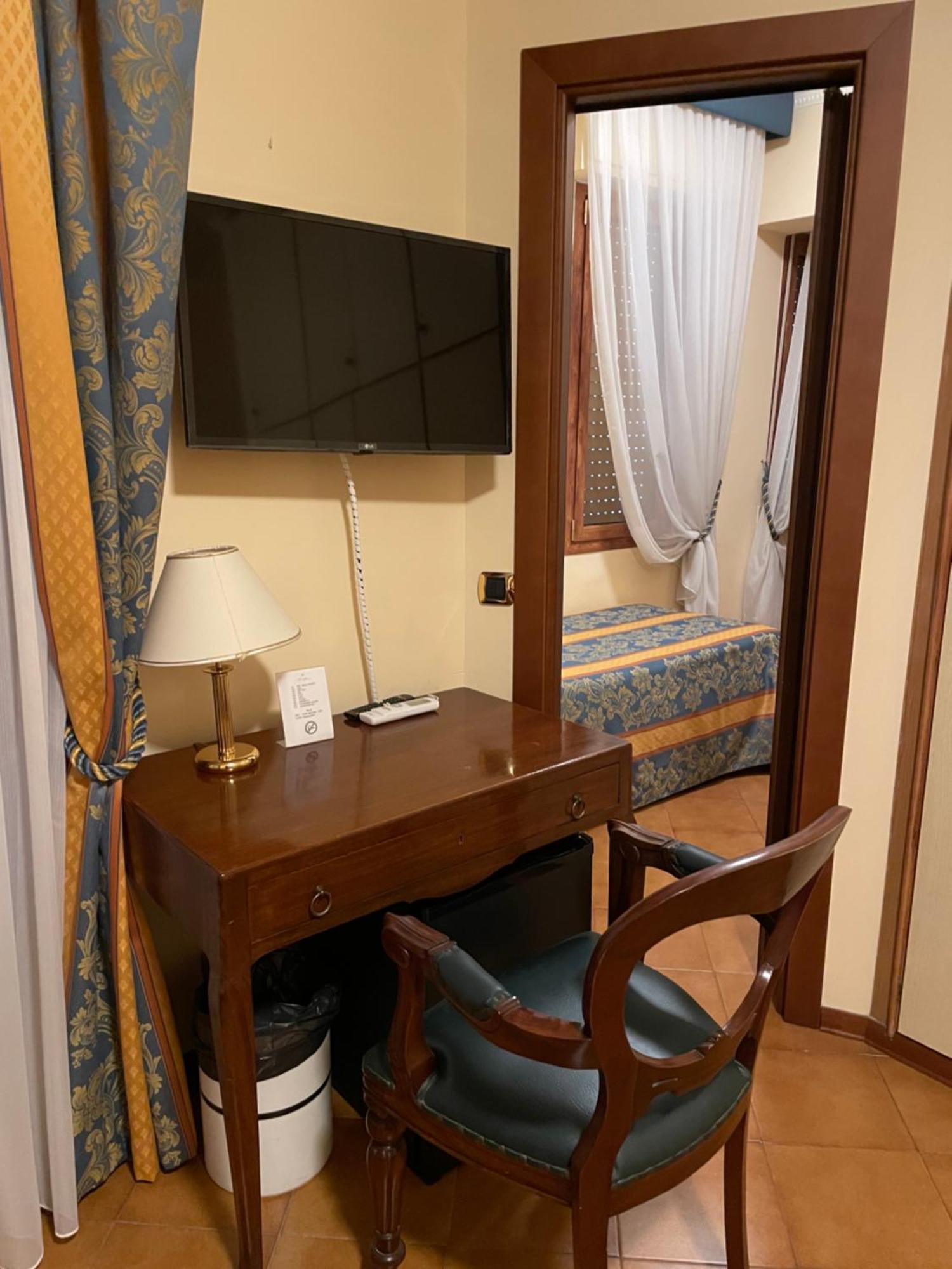 Hotel Mondial Rapallo Room photo