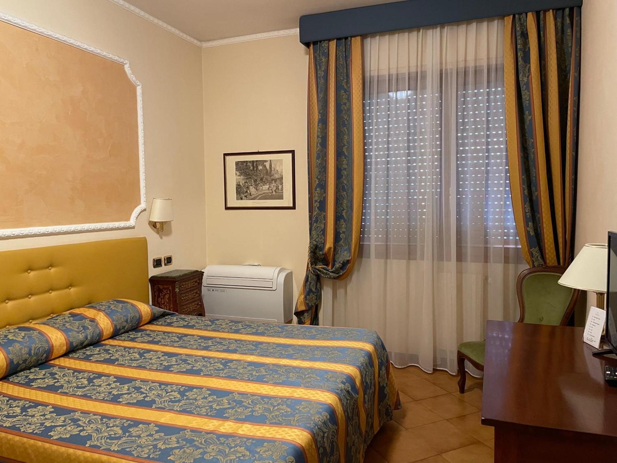 Hotel Mondial Rapallo Room photo